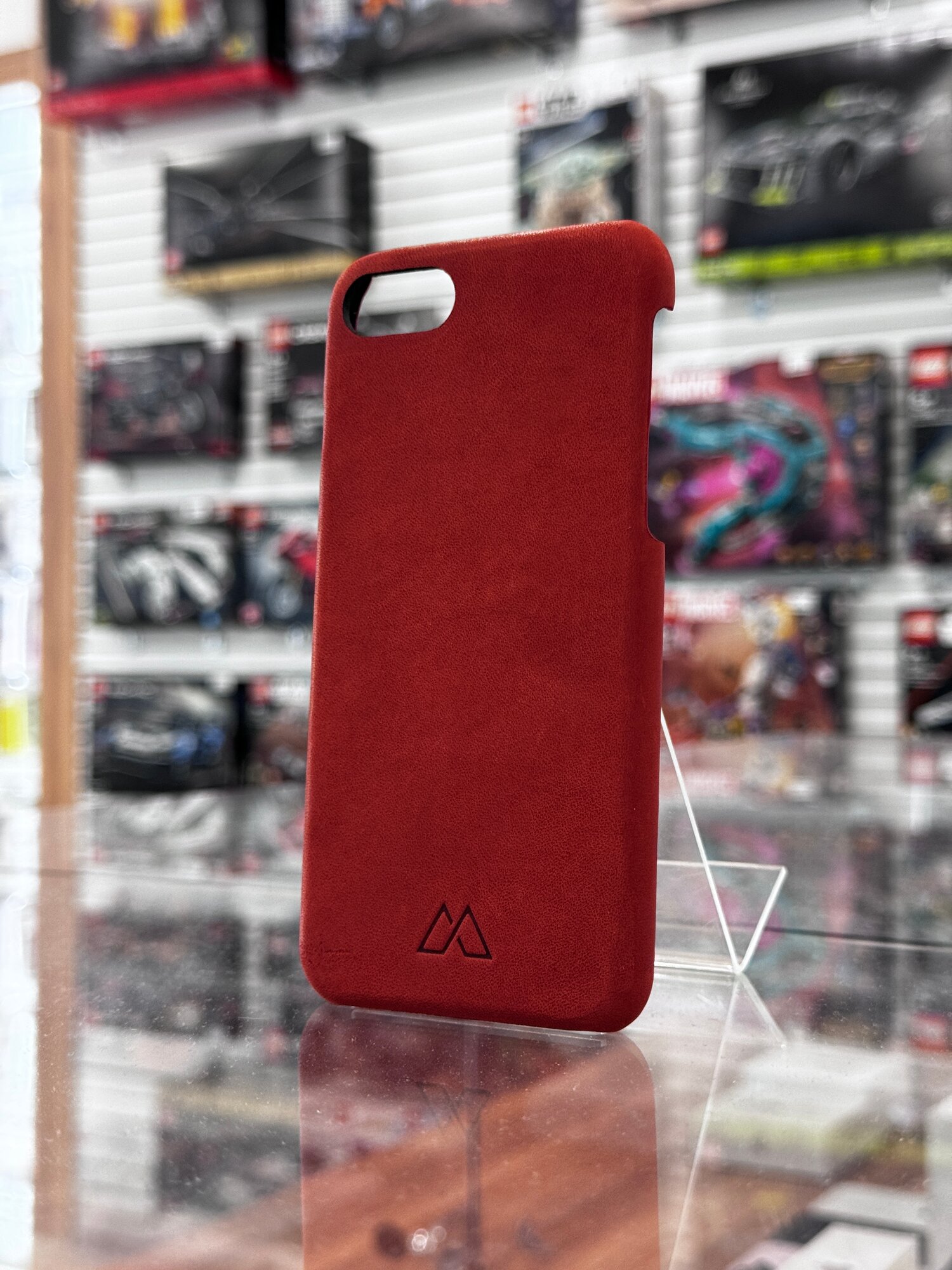 фото Чехол Moodz Soft leather Hard Rossa red для iPhone 7/8/SE, цвет Красный (MZ901041)