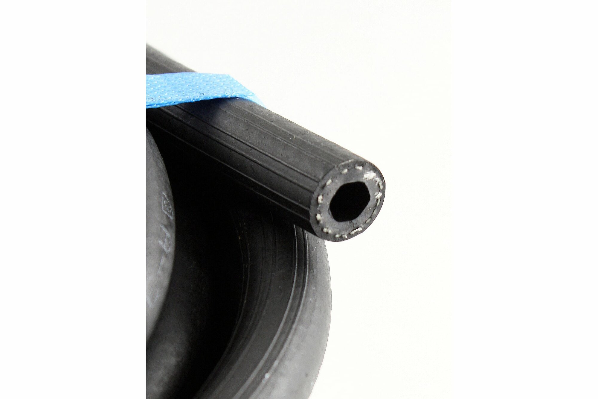 фото DRAGONKIT Рукав газовый 9,0 мм черный 3класс 10м 00-00002685