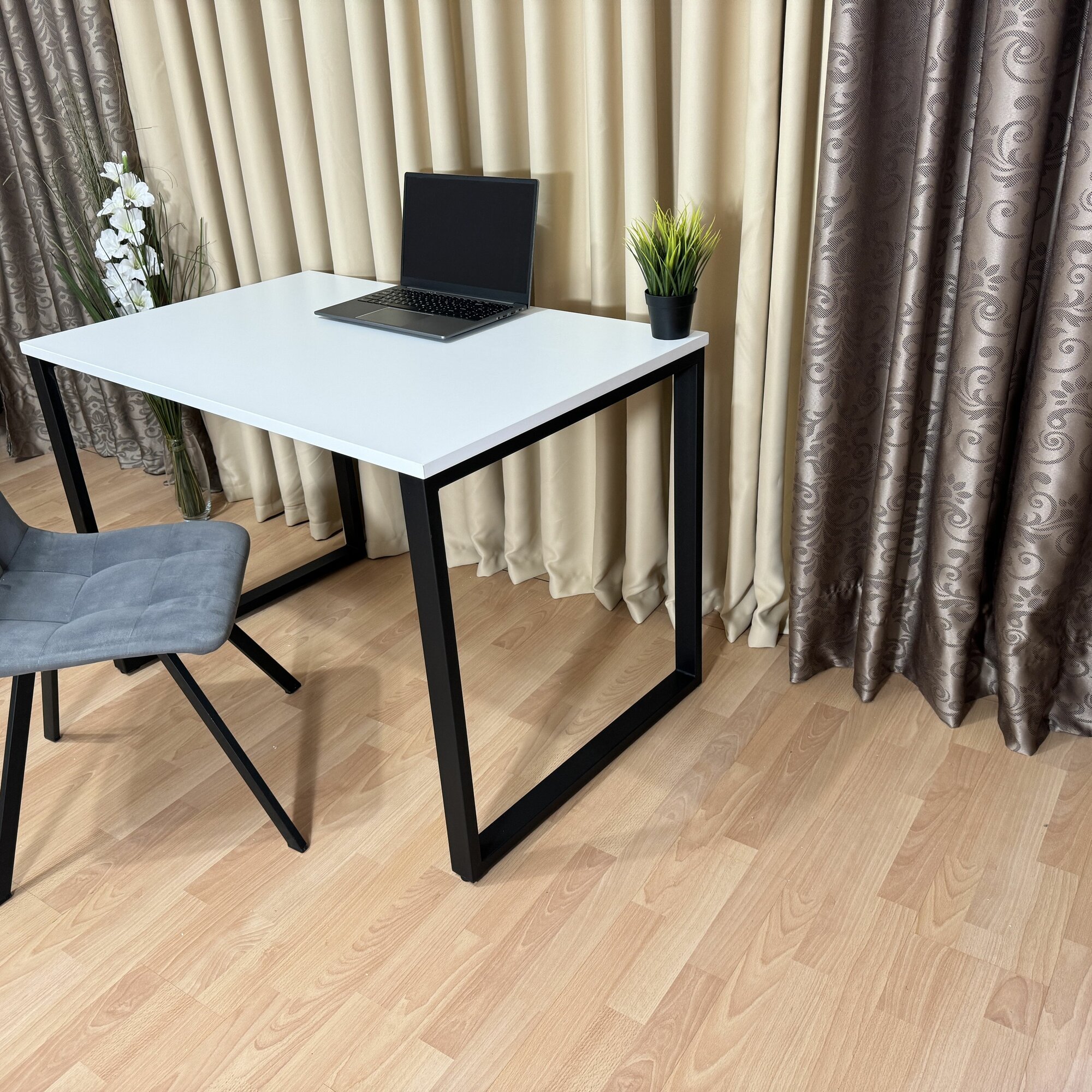 Письменный стол лофт Белый 110*70 см. Черные ножки — фото 1