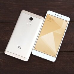 Муляж Xiaomi Redmi Note 4X, золотой, натуральный размер, для выставки