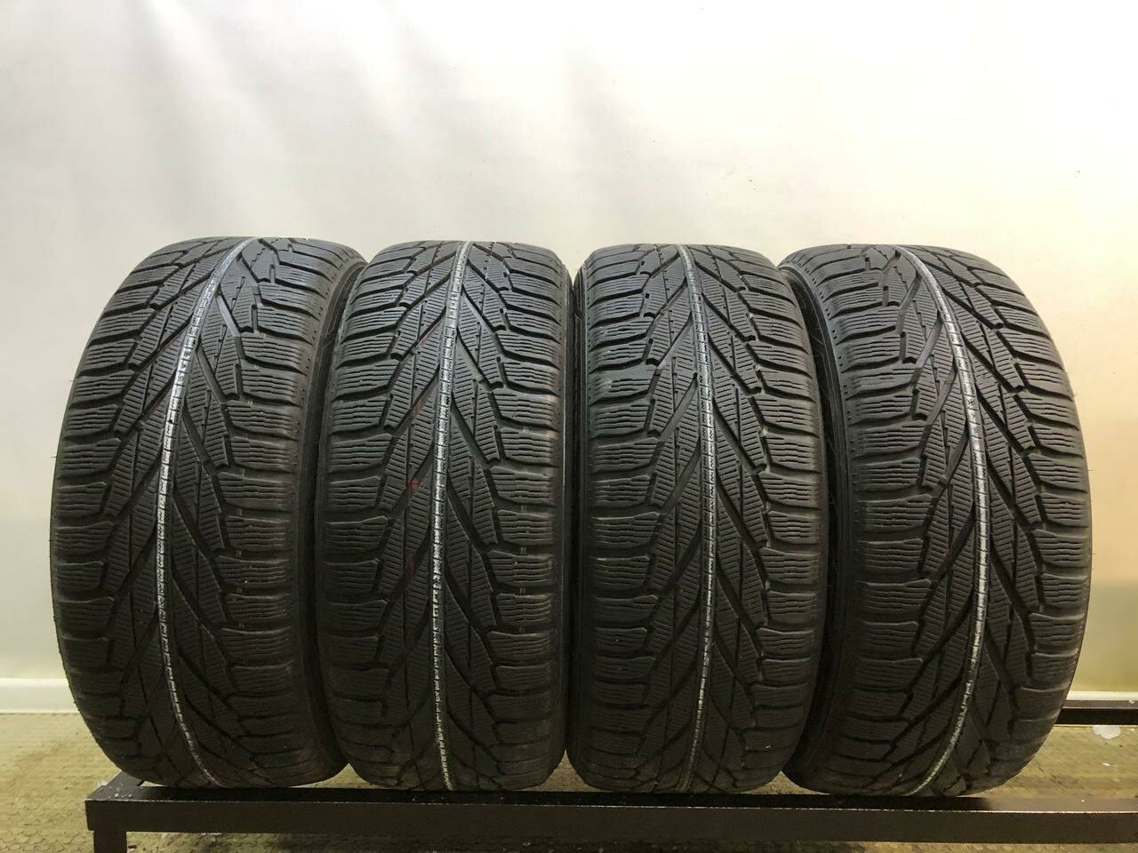 Nokian Hakkapeliitta R2 SUV 255/50 R19 БУ Шины Зимние