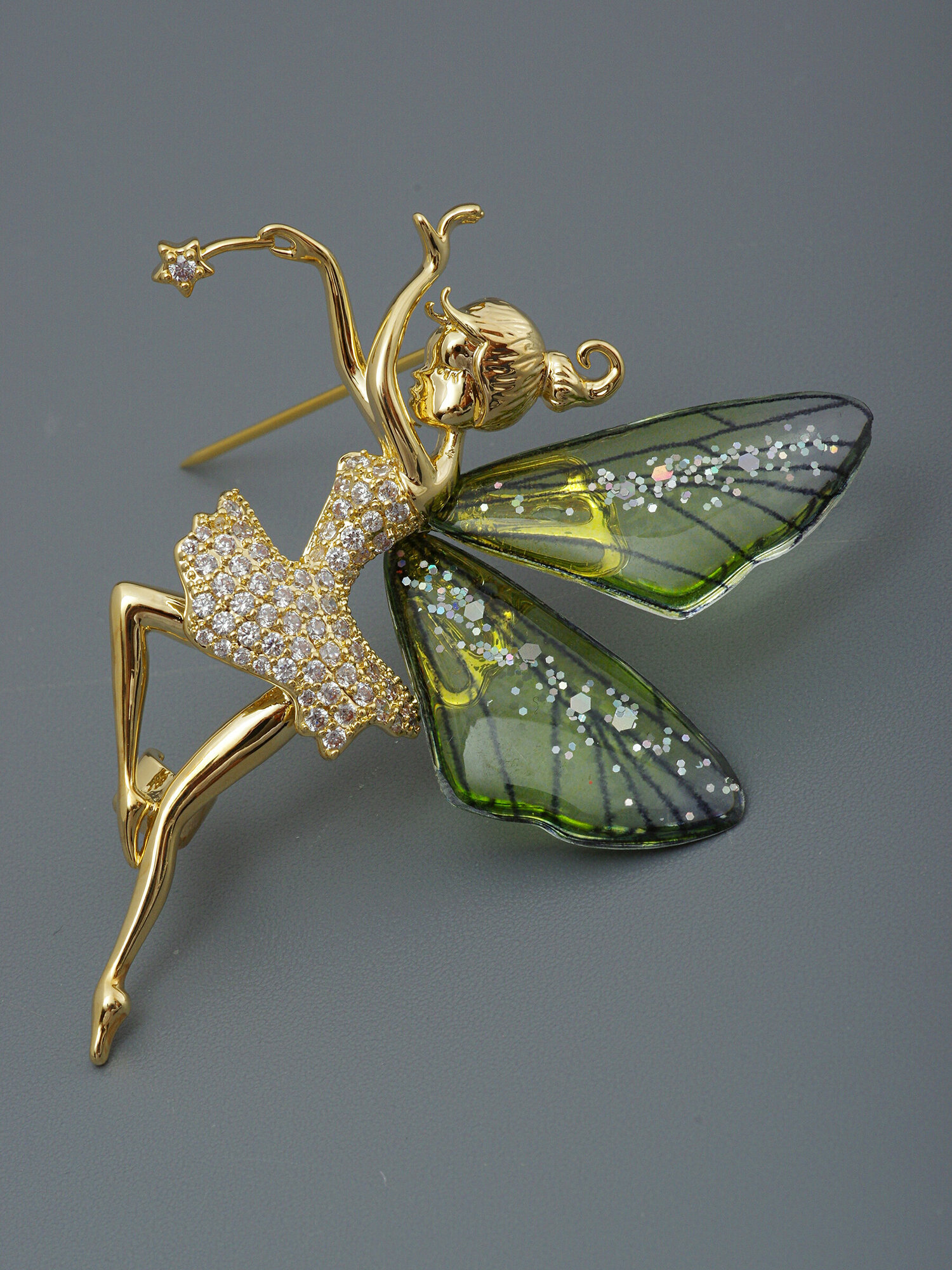 Брошь ЖемАрт, кристалл, золотой, зеленый — фото 1