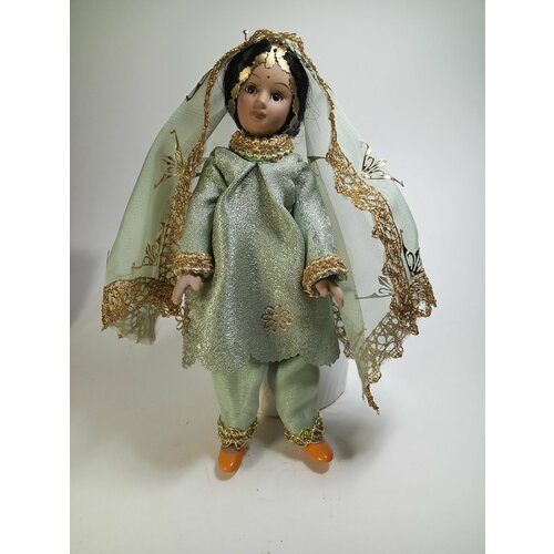 Кукла коллекционная Амита Индия (доработанный костюм)
