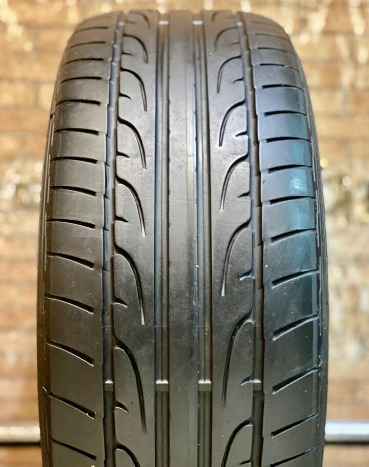 Dunlop SP Sport Maxx 215/45 R16