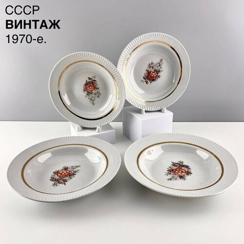 Винтажные тарелки 