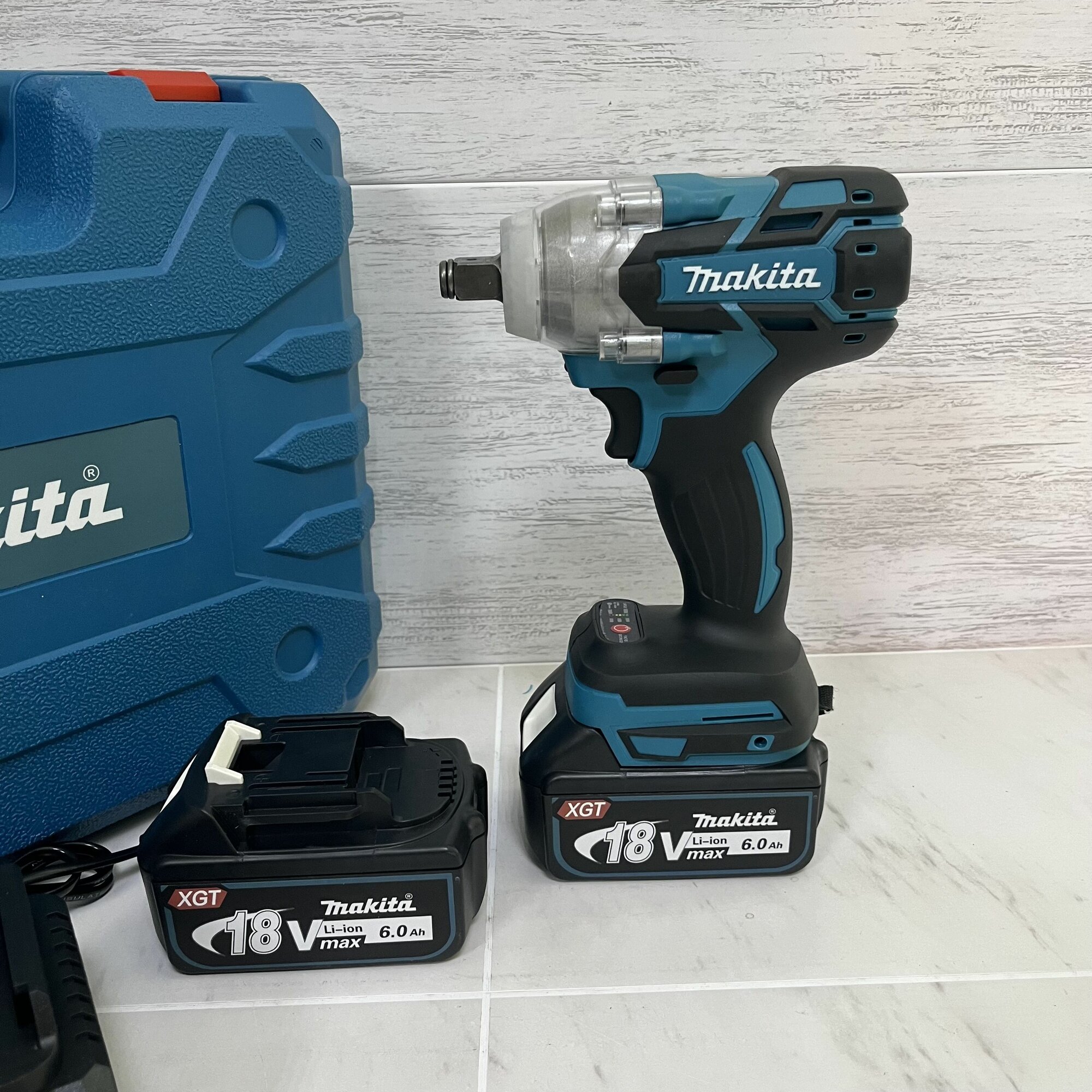 фото Гайковерт аккумуляторный бесщёточный Makita 285 N.m