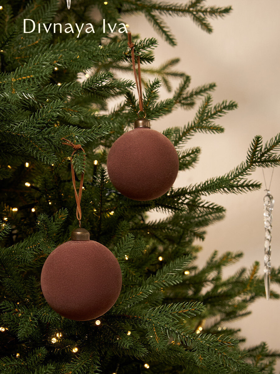 Набор стеклянных бархатных елочных шаров 3 шт, ручная работа, цвет коричневый, диаметр 8 см, Divnaya Iva