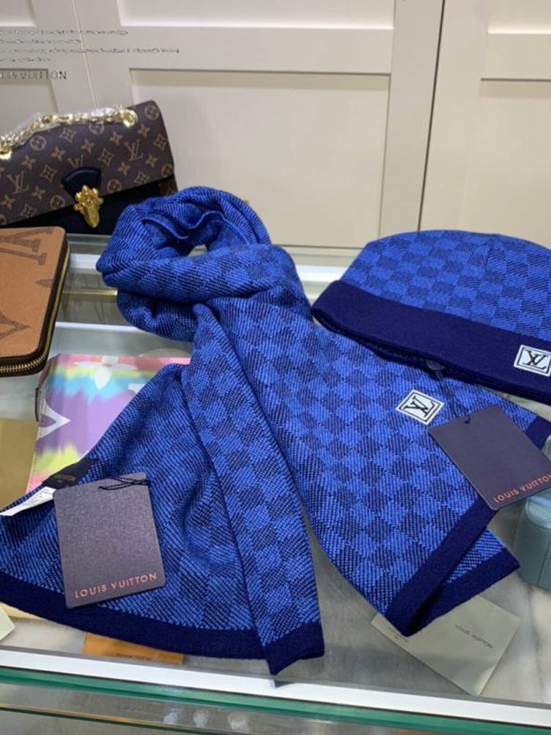 Шапка Louis Vuitton для взрослых и детей, размер 56, синий — фото 1