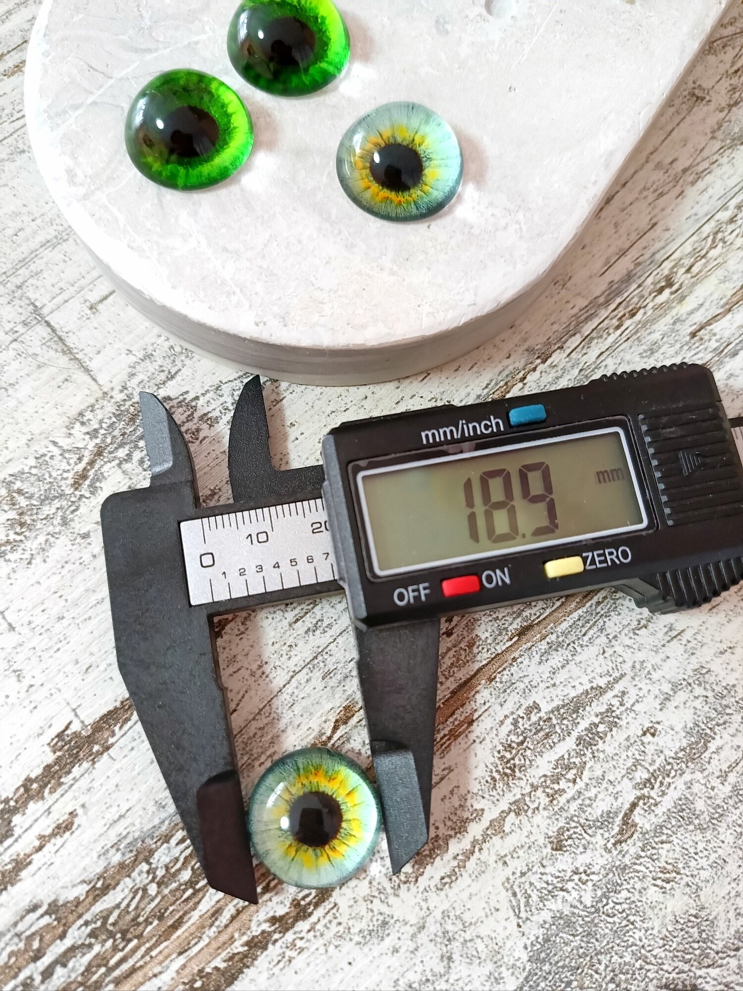 Глаза стеклянные кабошоны для игрушек 19мм 2 пары — фото 1