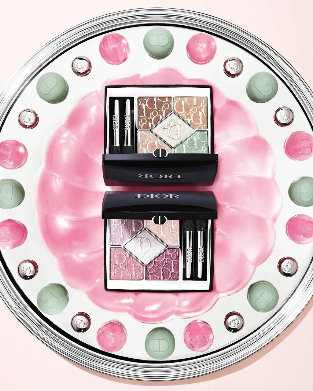 Dior Diorshow 5 Couleurs 645 ミントバブルガム DIOR Diorshow 5 Couleurs Тени для век 645 Mint Bubblegum Limited