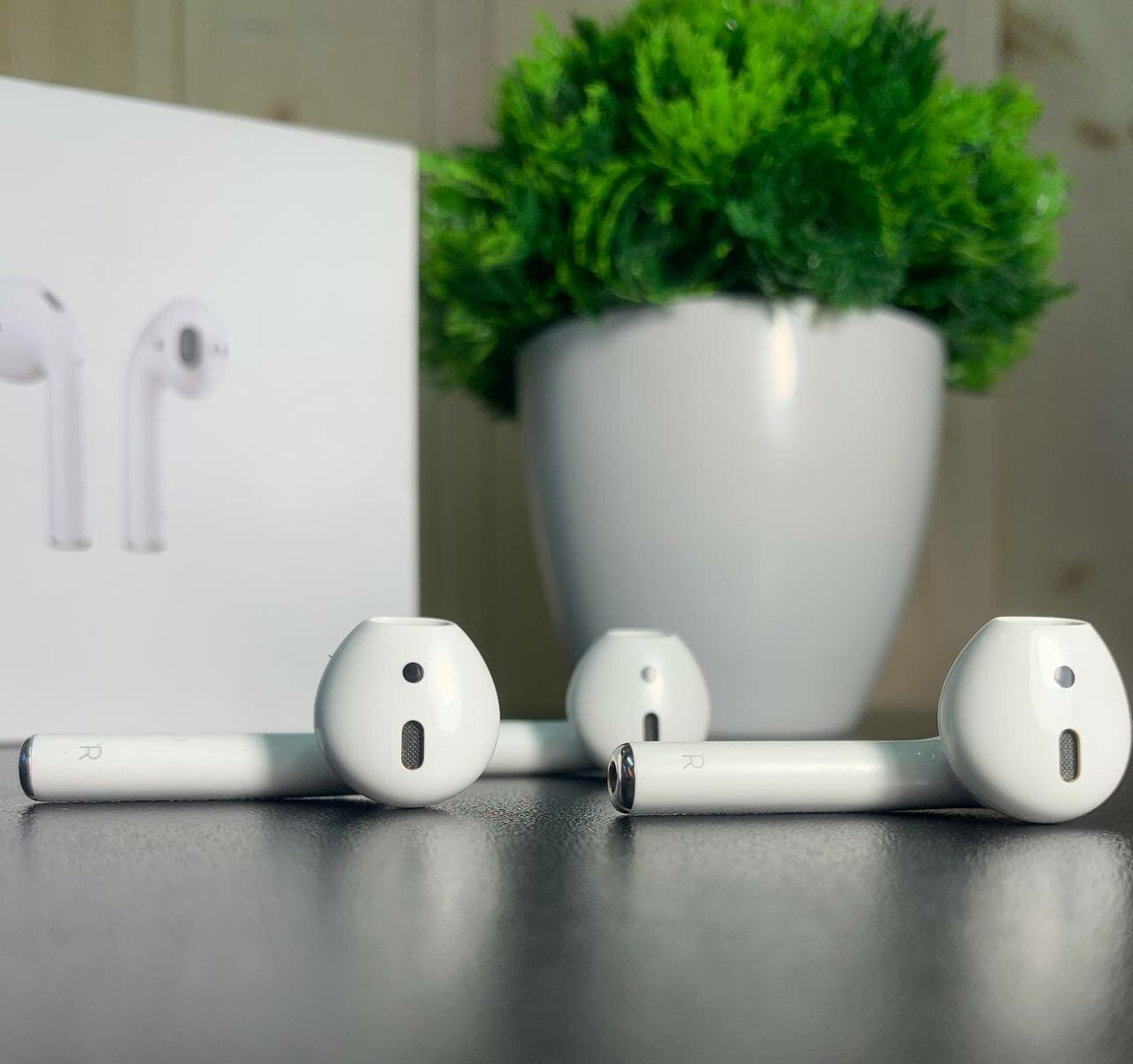 Беспроводные наушники AirPods 2 (правый) , новый аккумулятор, 1 год гарантии (A2032)