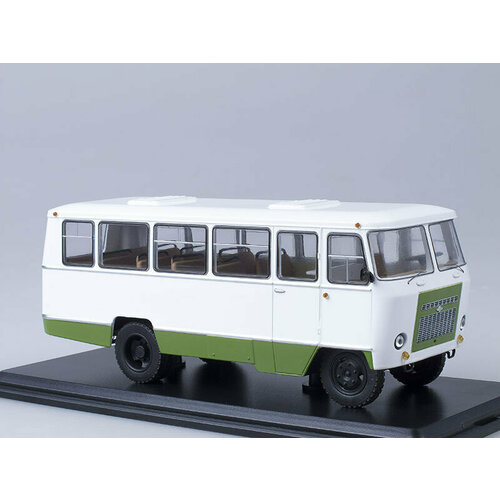 Масштабная модель Кубань-Г1А1-02 бело-зелёный масштабная модель автобус кубань г1а