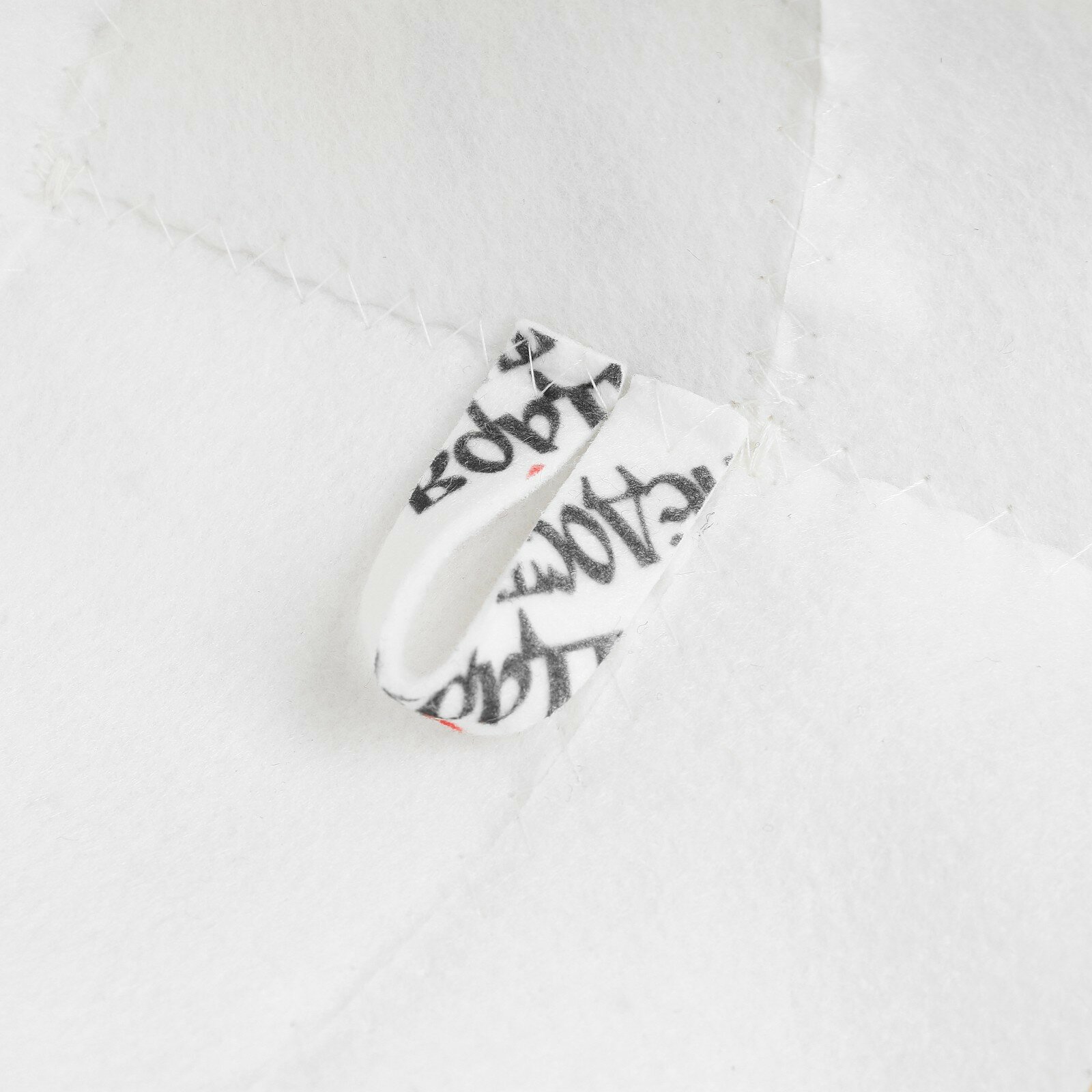 Банная шапка Никитинская мануфактура "У царя недостатков нет", белая, из полиэфирного войлока — фото 1