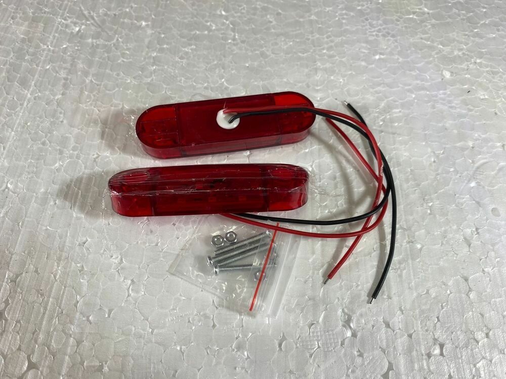 Фонарь габаритный 88х25х12 мм красный LED 12-24В/ 2 шт./ 8 диодов боковые огни маркерный габарит