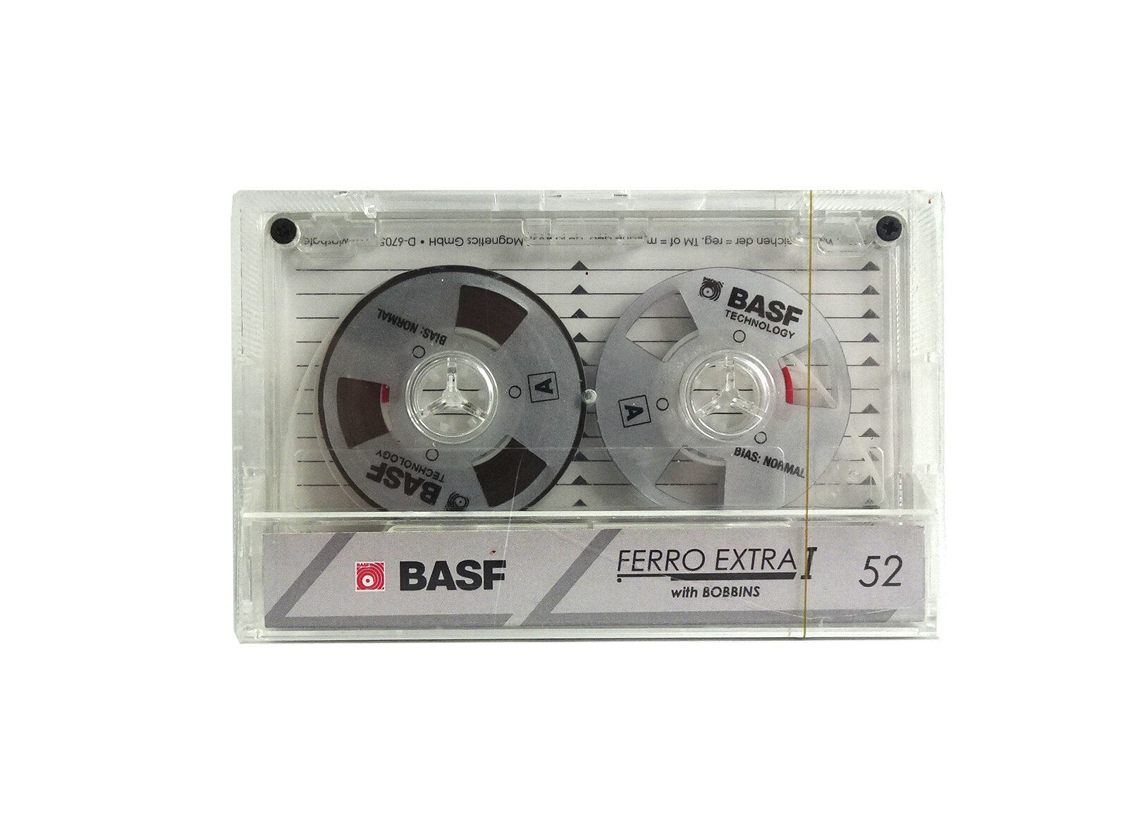 Аудиокассета  BASF  с серебристыми боббинками