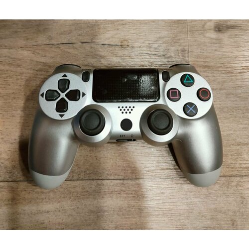 Геймпад Doubleshock4 серебро 249900₽