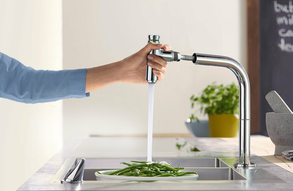 Смеситель для кухонной мойки hansgrohe Metris Select M71 200, на 2 отверстия, с вытяжным изливом 73819000, хром UNDEFINED - фото №14