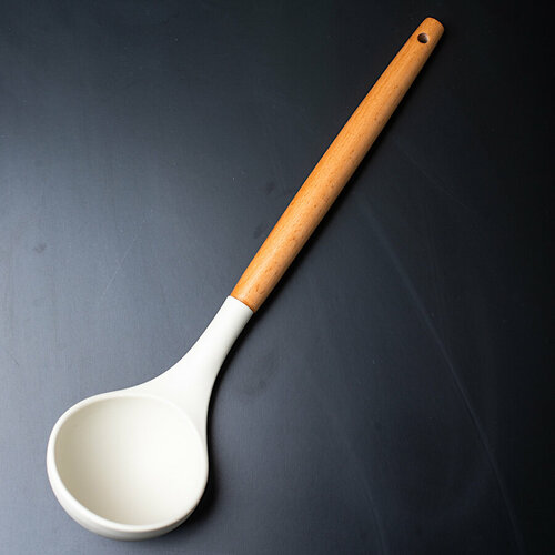 Ложка разливная (Половник) hilZz 32 см, белый