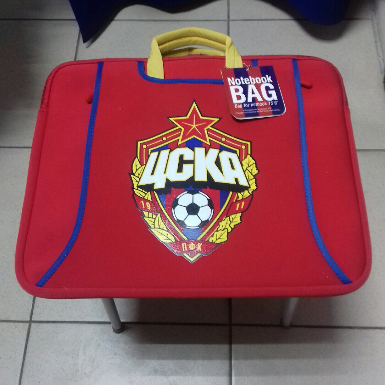 фото Для футбола CSKA сумка чехол для Ноутбука футбольного клуба Цска ( Москва ) размеры ширина 40 см высота 32 см
