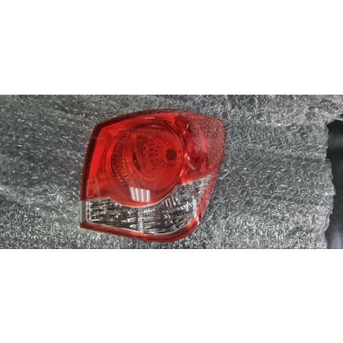 Фонарь задний правый наружный Шевроле Круз аналог