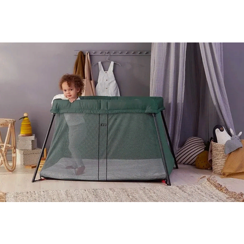 Манеж-кровать BabyBjorn Travel Crib Light, цвет изумруд