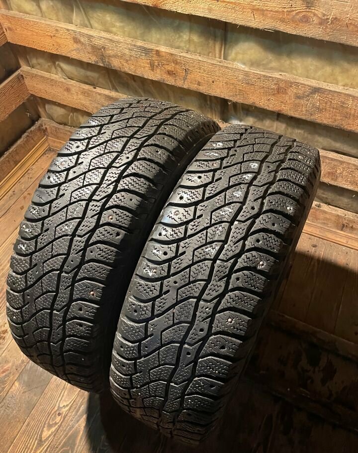 Viatti Bosco Nordico V-523 215/65 R16 (цена за пару 2 штуки)