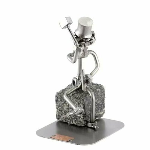 Оригинальная металлическая статуэтка / статуэтка ручной работы Каменщик