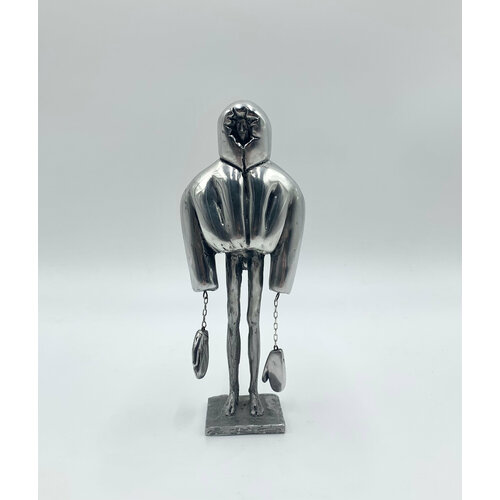 Статуэтка ручной работы