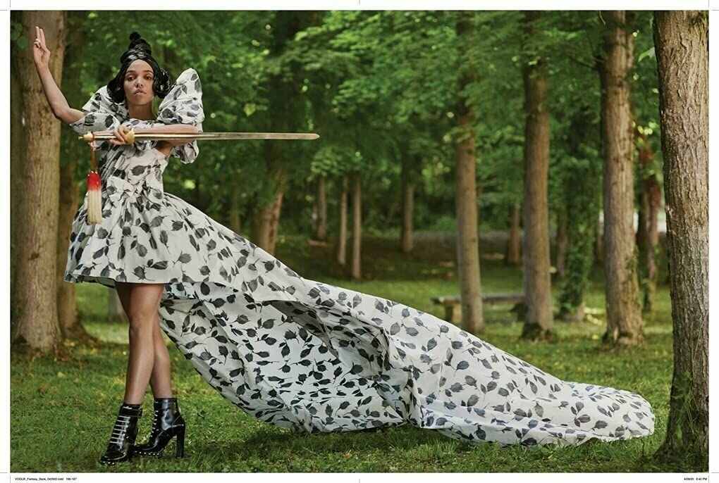 Vogue: Fantasy & Fashion (без автора) - фото №3