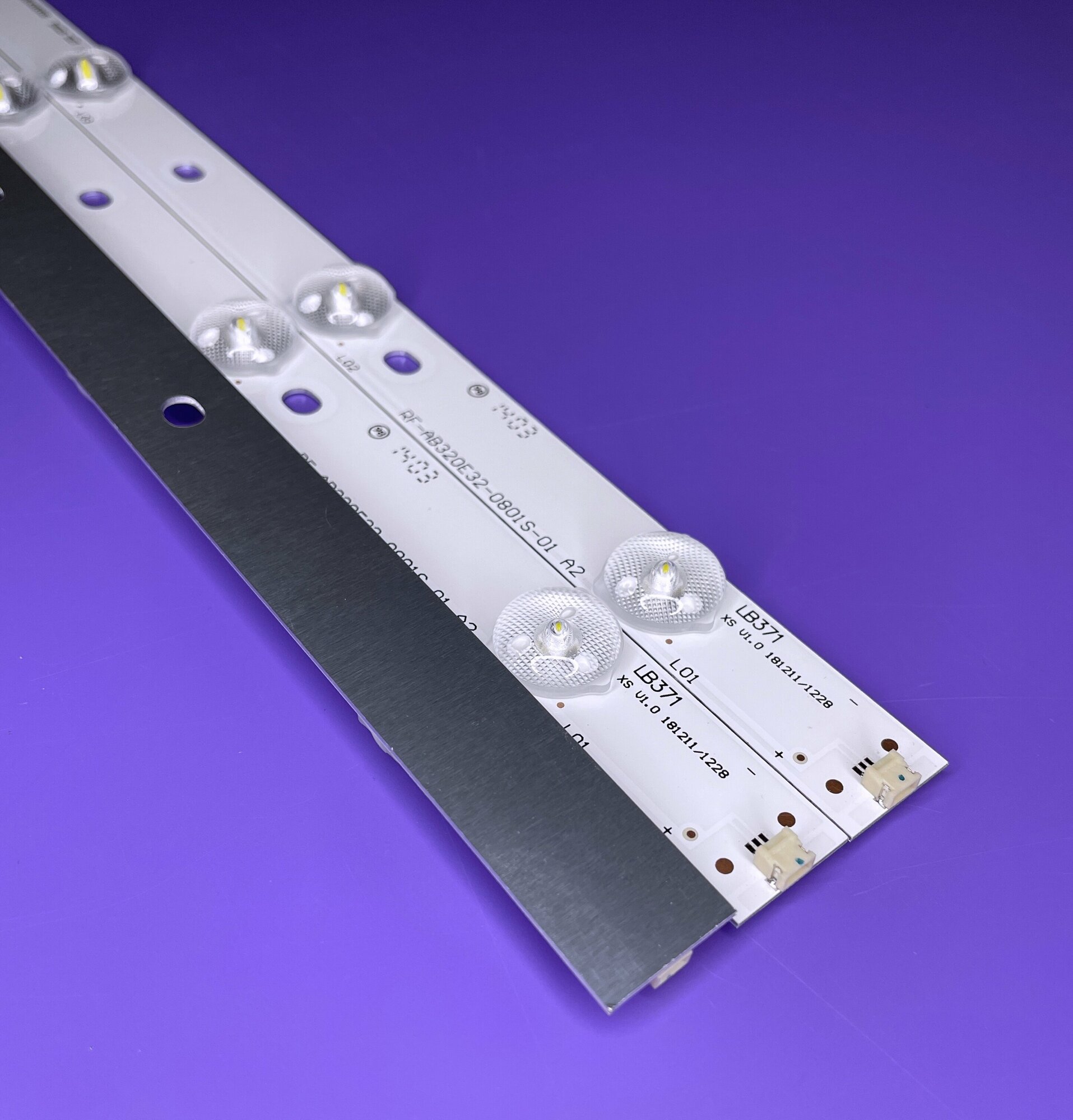Светодиодная подсветка для телевизора RF-AB320E32-0801S-01 A2 — фото 4