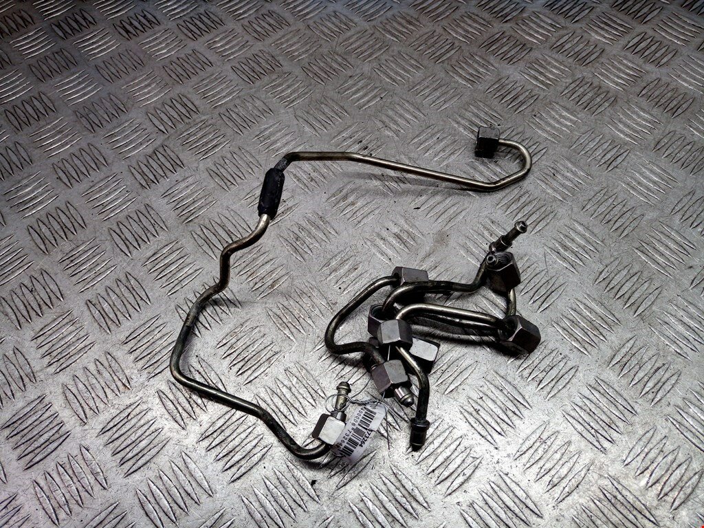 Трубка топливная BMW 5-Series (F07/F10/F11/F18) 13537810713 арт. 673264