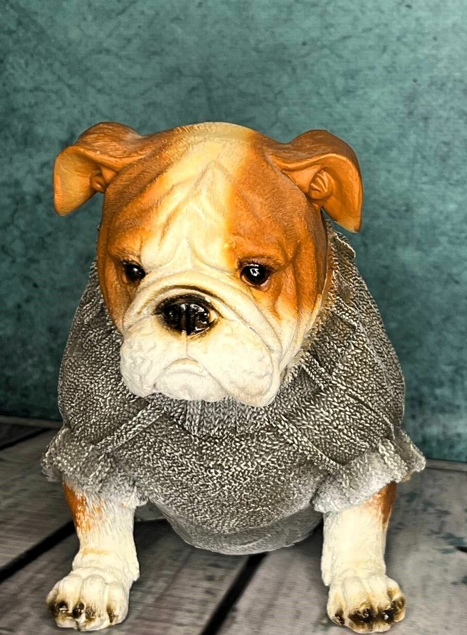 фото Копилка - Бульдог в свитере