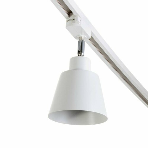 Светильник трековый Цилиндр Е27 40Вт белый 17х12х18см 1174₽