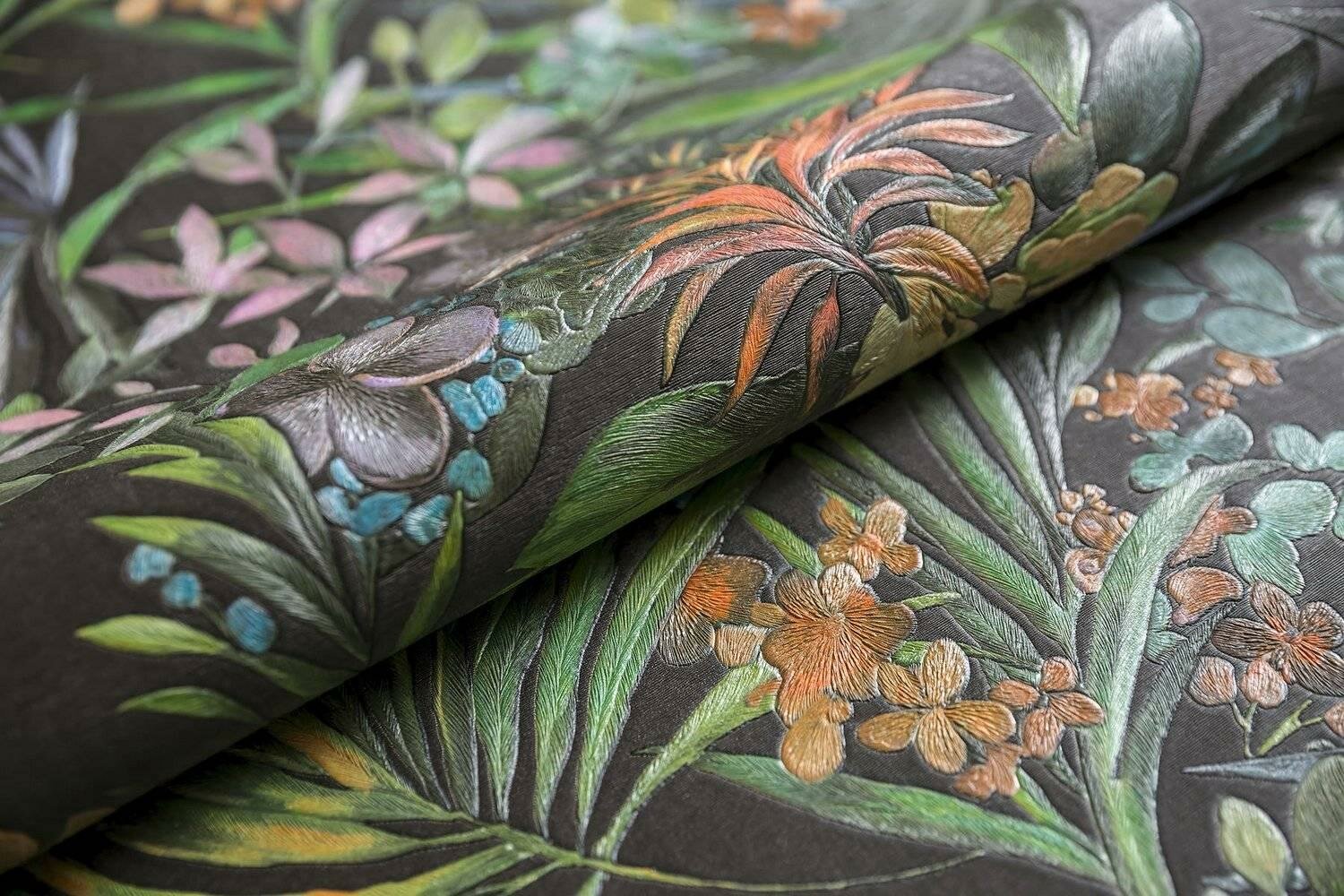 фото Обои виниловые Kerama Marazzi Джангл мотив (1,06х10,05) черные многоцветные KM5905 (рул.)