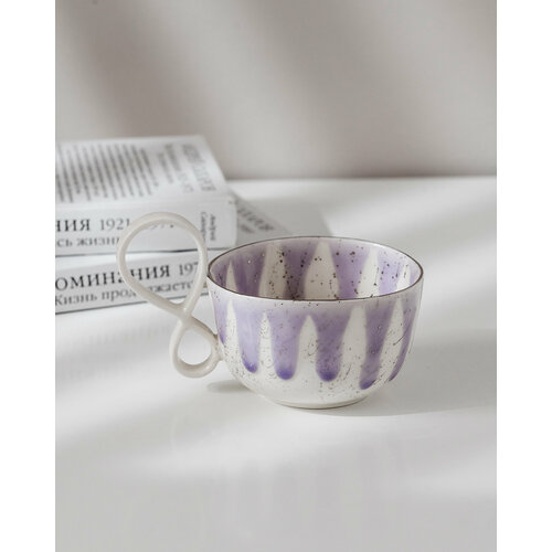Кружка Linadelika с ручкой в форме Бесконечности лавандового цвета с брызгами блестящей платины из фарфора 400мл