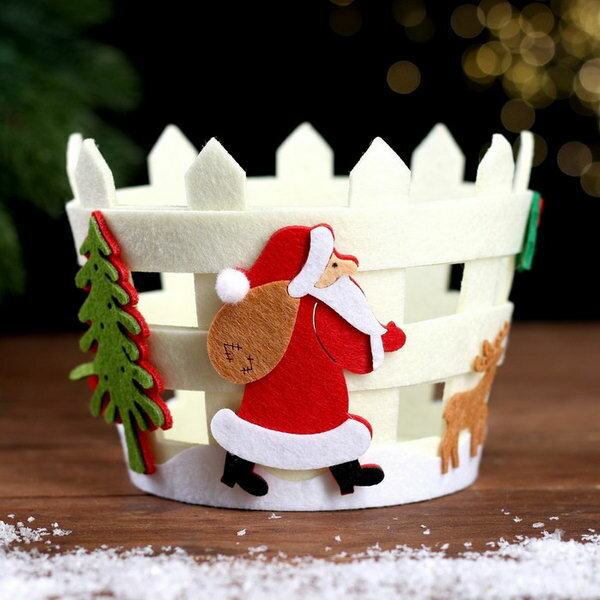 Новогодняя корзинка для декора "Дед Мороз с подарками" 16 x 11.5 x 12 см