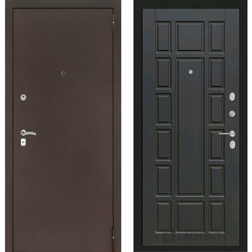 Входная дверь Labirint Classic Антик медный 12 Венге 880x2050, открывание левое