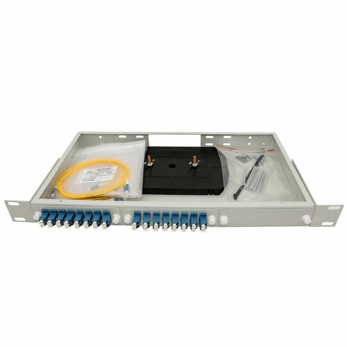 Кросс в стойку 19 1U-RU24-LC/SM-16d-32-1 в комплектации на 32 порта