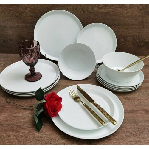 Белый сервиз фарфоровый обеденный Sugar Rachel на 4 персоны 12 предметов Иран