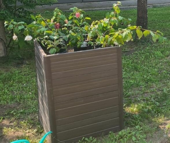 фото Клумба "Тумба" ПВХ 50*50*75см серый