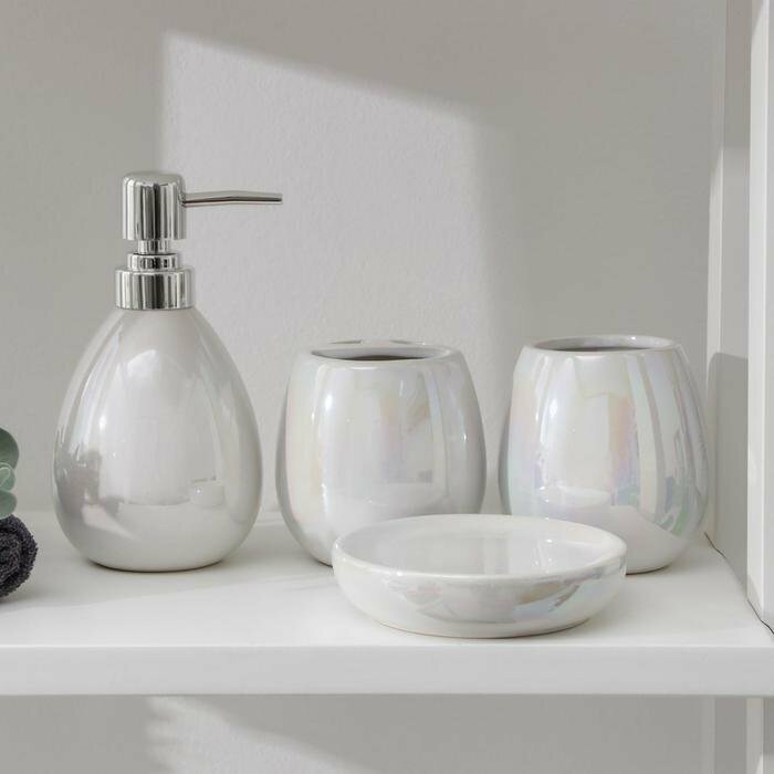 Набор аксессуаров для ванной комнаты Pearl 4 предмета (мыльница дозатор для мыла 400 мл 2 стакана) цвет серый