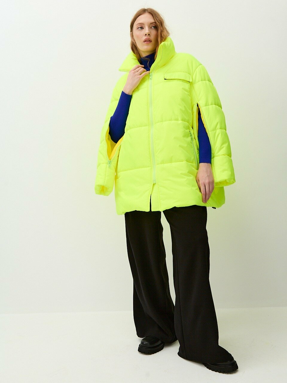 фото Пуховик короткий с молниями Pantone, зеленый гекон, 60EU / 66RU