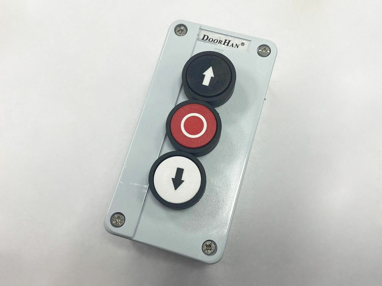 Пост управления Doorhan Button3 трехпозиционный — фото 10