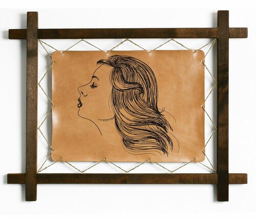Картина Девушка с развевающимися волосами, гравировка на натуральной коже, в деревянной раме, подарок, BoomGift