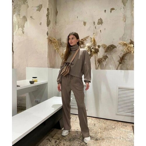 фото Костюм, размер 44, розовый, лиловый ермоленко