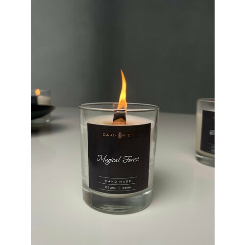 Свеча ароматическая с деревянным фитилем в стакане «Magical Forest»