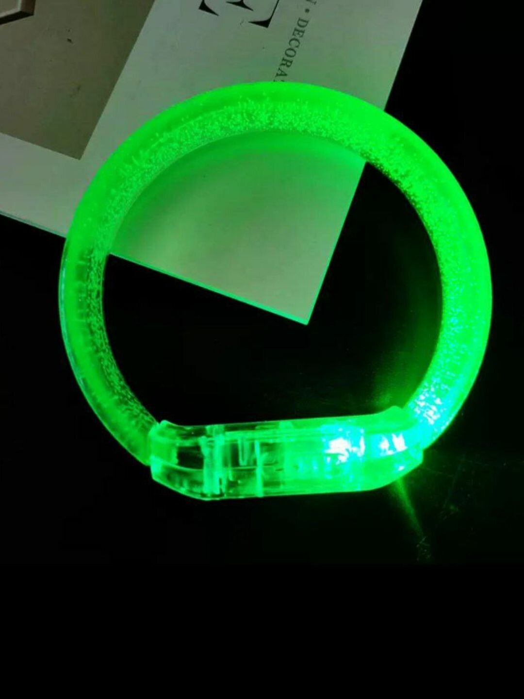 Cветовые браслеты