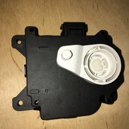 Мотор заслонки отопителя 3 HAVAL Great Wall Hover H6 20 16V 6MT внедорожник 4X4 дизель 5150₽