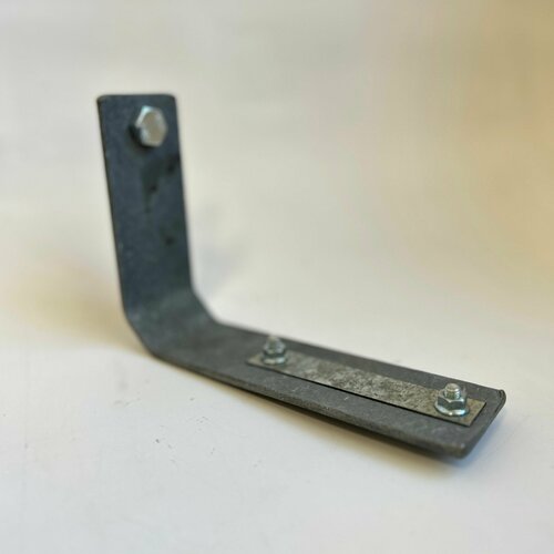 Кронштейн крыла для прицепа (R15-R16)