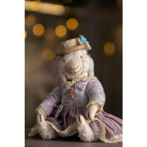 Авторская игрушка Овечка Анжела ручной работы, текстильная, интерьерная авторская игрушка ручной работы куколка с мишкой текстильная интерьерная